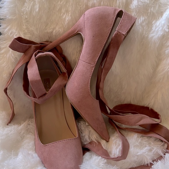 Qupid-Pink Lace-up Pointy Toe Heeled Pumps. - Picture 3 of 6